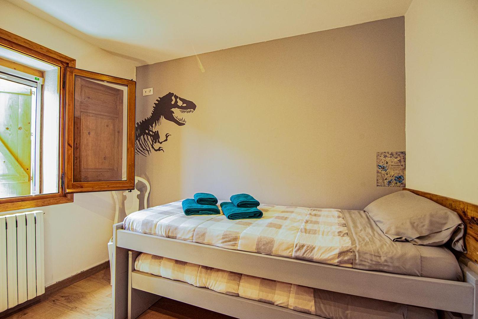 Dinosaur House Apartment Coll de Nargó Exterior foto